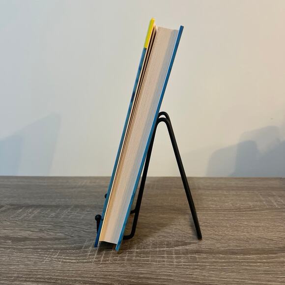 A Killing Cold January Book of the Month by Kate Alice Marshall - Thriller 2025 - Picture 4 of 7